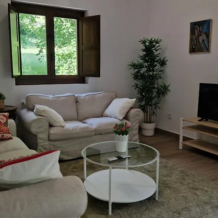 Apartamento Rural Karibu 2 San Esteban By Casas De Los Picos Ecoturismo En Los Picos De Europa San Esteban (Penamellera Baja, Asturias)